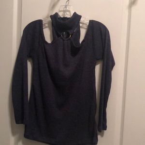 VENUS Choker Neck 3/4 sleeve Top